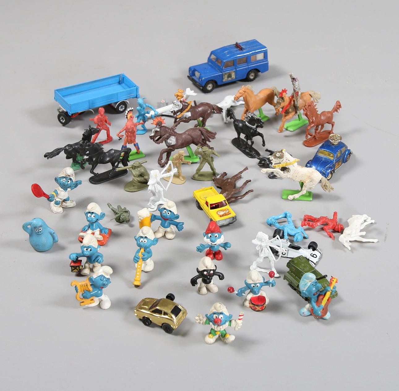 PARTI LEKSAKER, Smurfar, bilar m.m. 1970-tal.