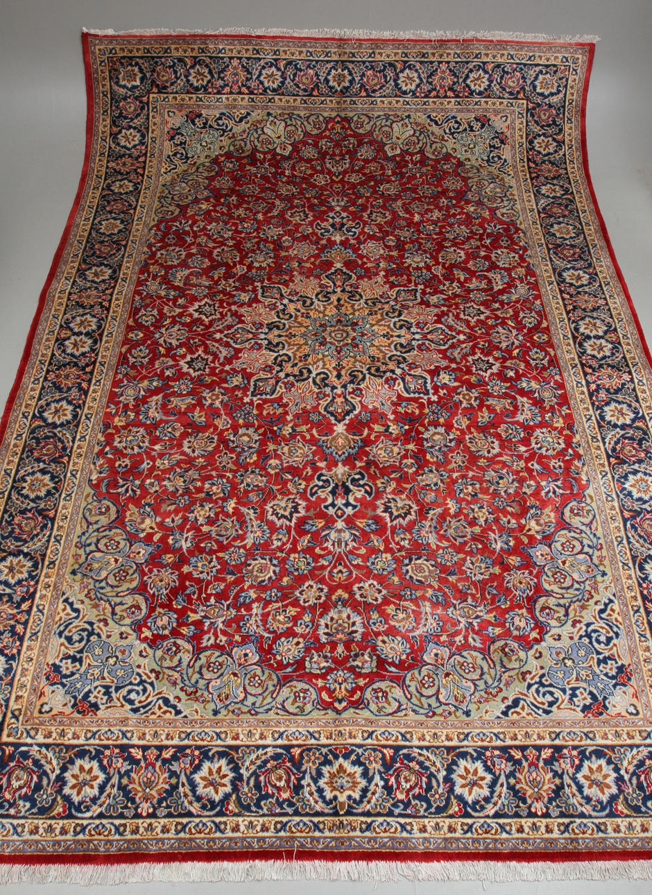 MATTA, Najafabad, ca 380 x 264 cm.