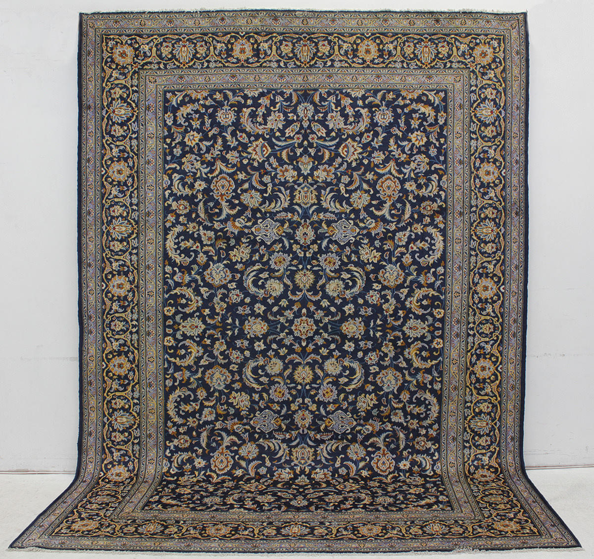 MATTA, Orientalisk, Signerad Keshan, 373 x 272 cm.