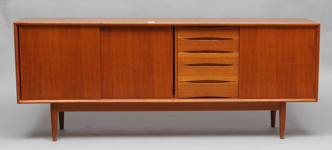 SIDEBOARD, 1900-talets andra hälft.