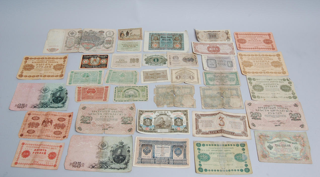 SEDLAR, 41 st, Tyskland, Ryssland, 1900-talets första hälft.