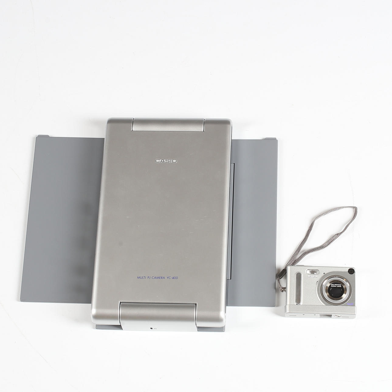 CASIO, Multi-PJ-Kamera YC-400.