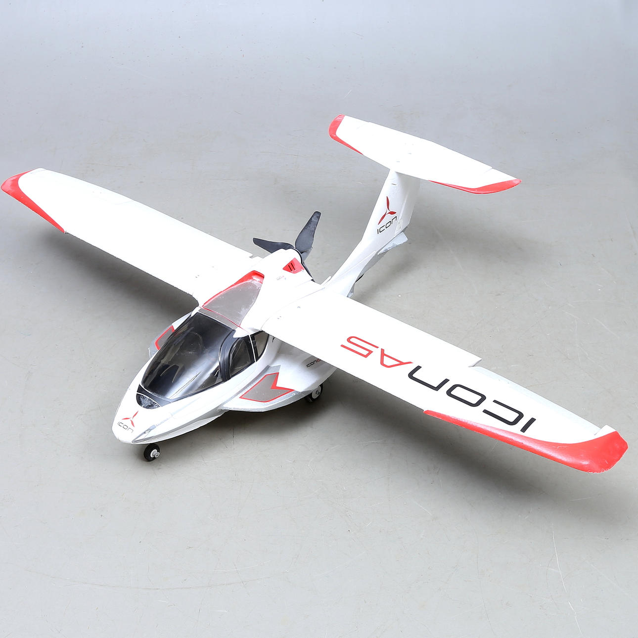 FLUGZEUG, Styropor, ICON AS, NA997BA, 1900er Jahre.