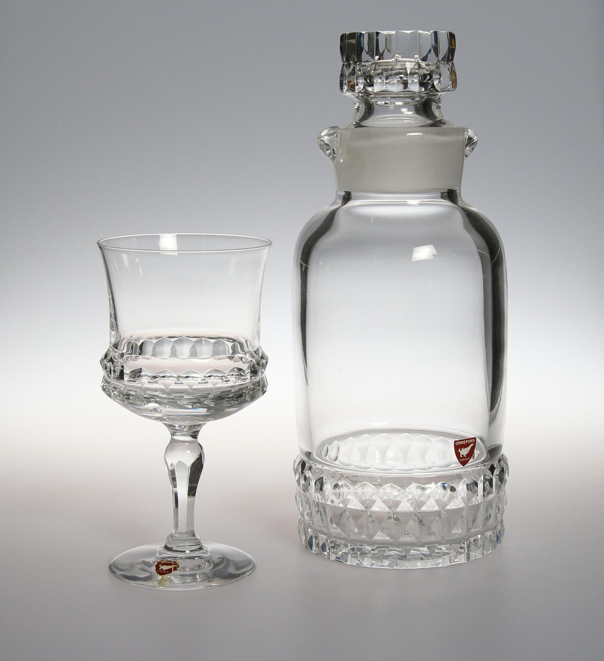 KARAFF + 7 st vinglas, "Silvia" Kristall, Ingeborg Lundin, Orrefors.