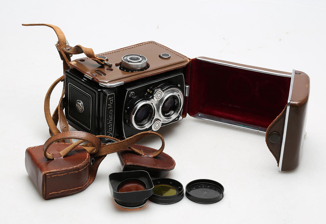 CAMARA, Yashica-Mat, Copal MXV.