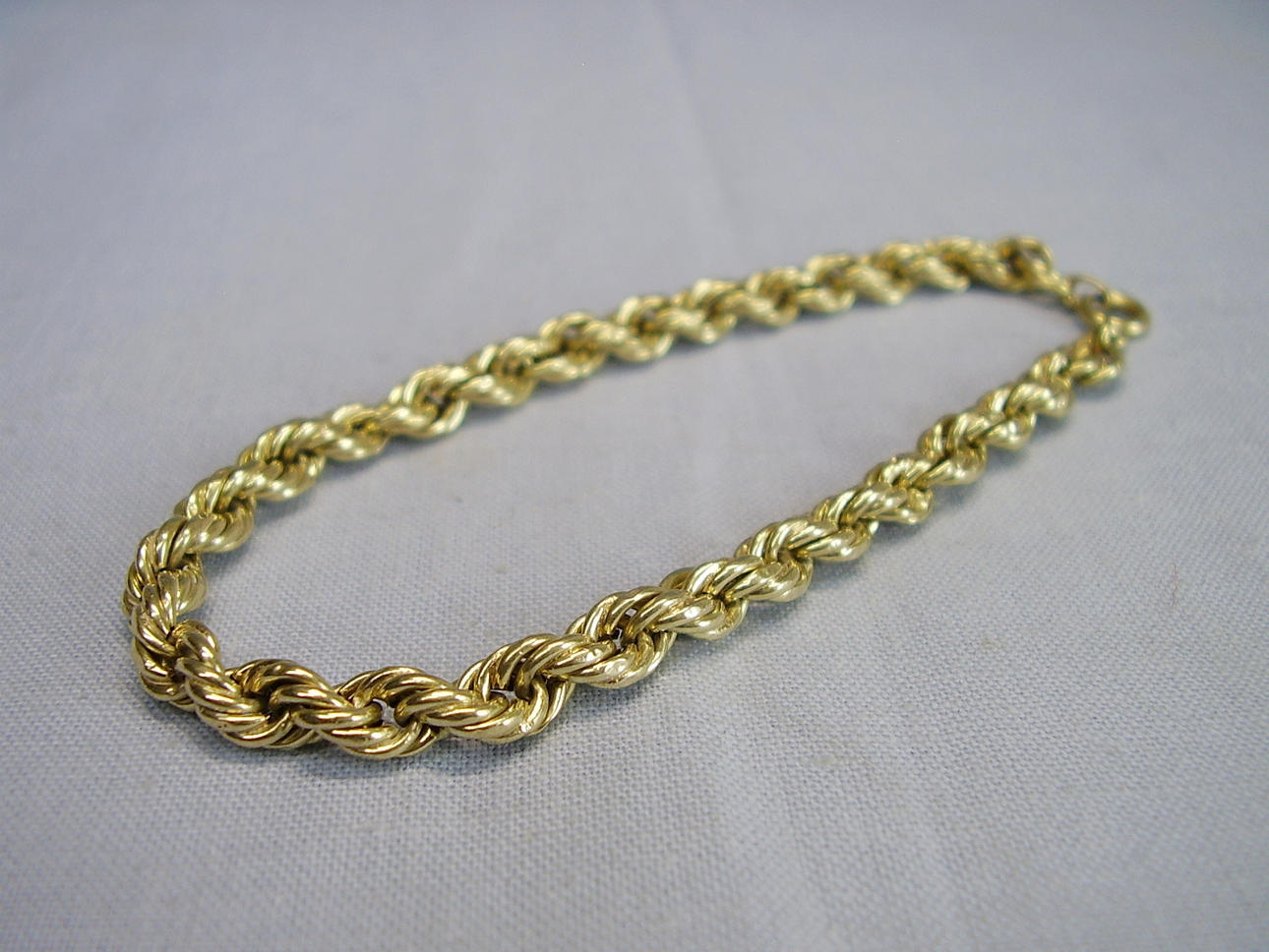 14 KARAT GULT GULD ARMBAND.