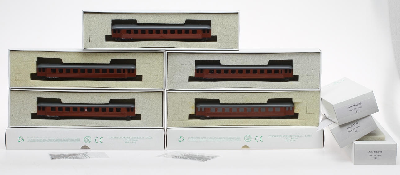 MODELLTÅG C M LASER ITALY 5 svenska personvagnar B6 i originalkartong.