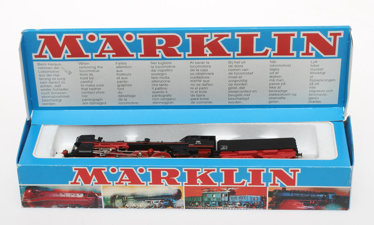 MODELLTÅG MÄRKLIN 3091 ånglok BR 18 i originalkartong.