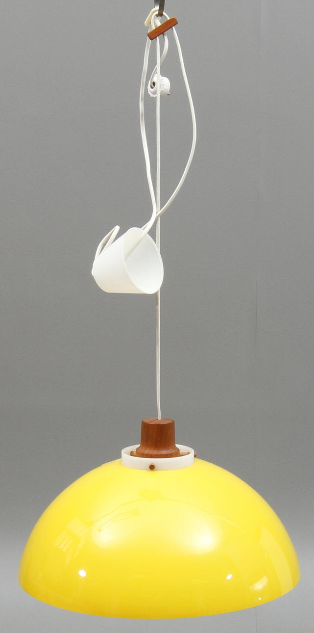 TAKLAMPA, plast samt teak, Luxus.