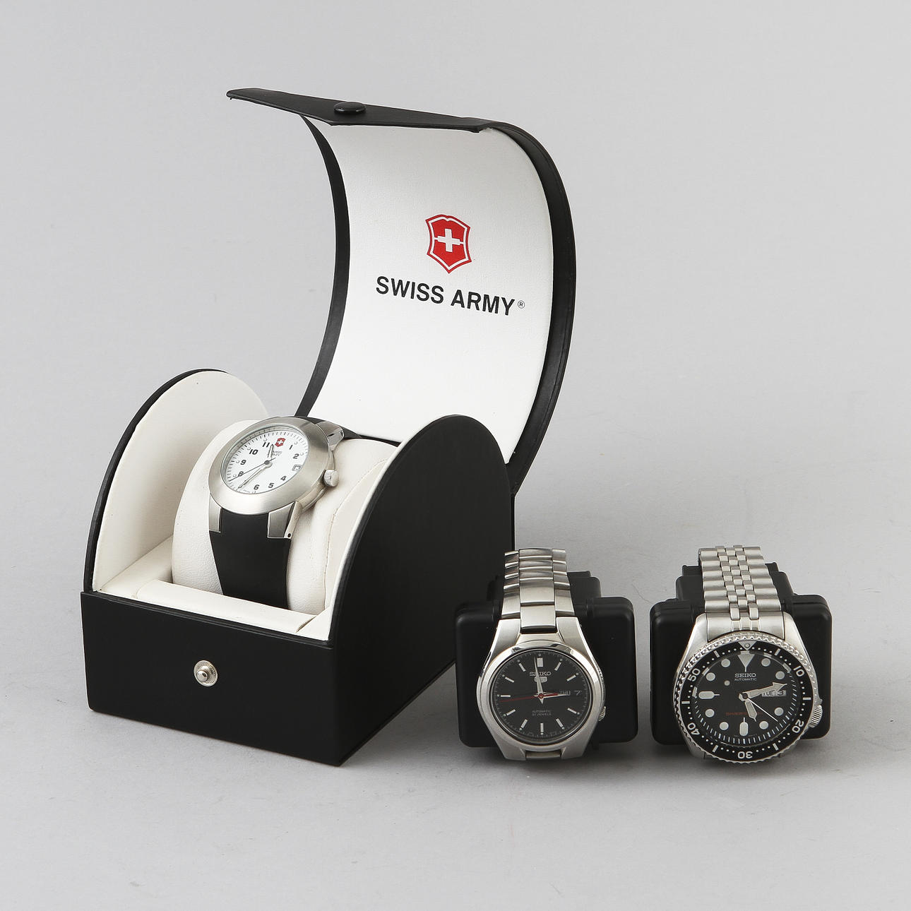 ARMBANDSUR, 3 st, Seiko och Swiss Army.
