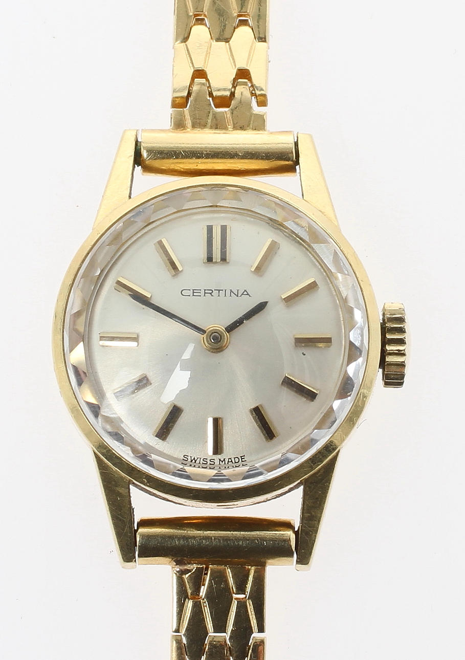 DAMARMBANDSUR, Certina, boett samt länk 18k guld. Tot vikt 20,8 gram.