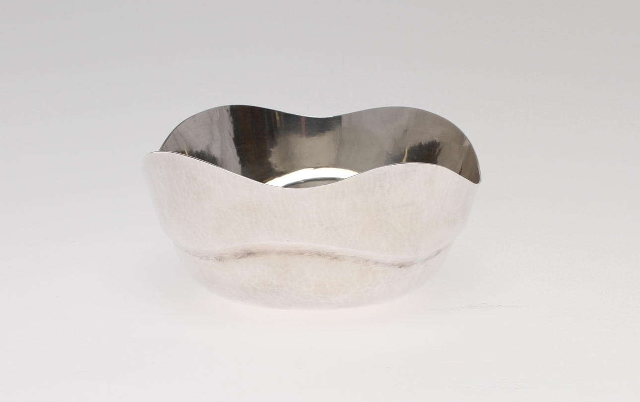 SKÅL, sterlingsilver, Jan Lundgren, 1988. Vikt 209 g.