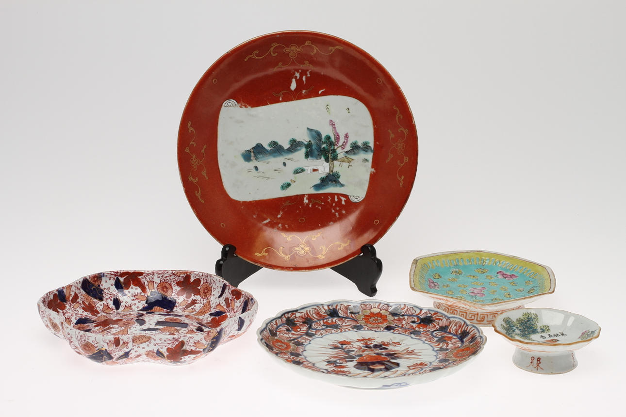 PARTI KERAMIK, 12 delar, Kina/Japan, 1800/1900-tal.