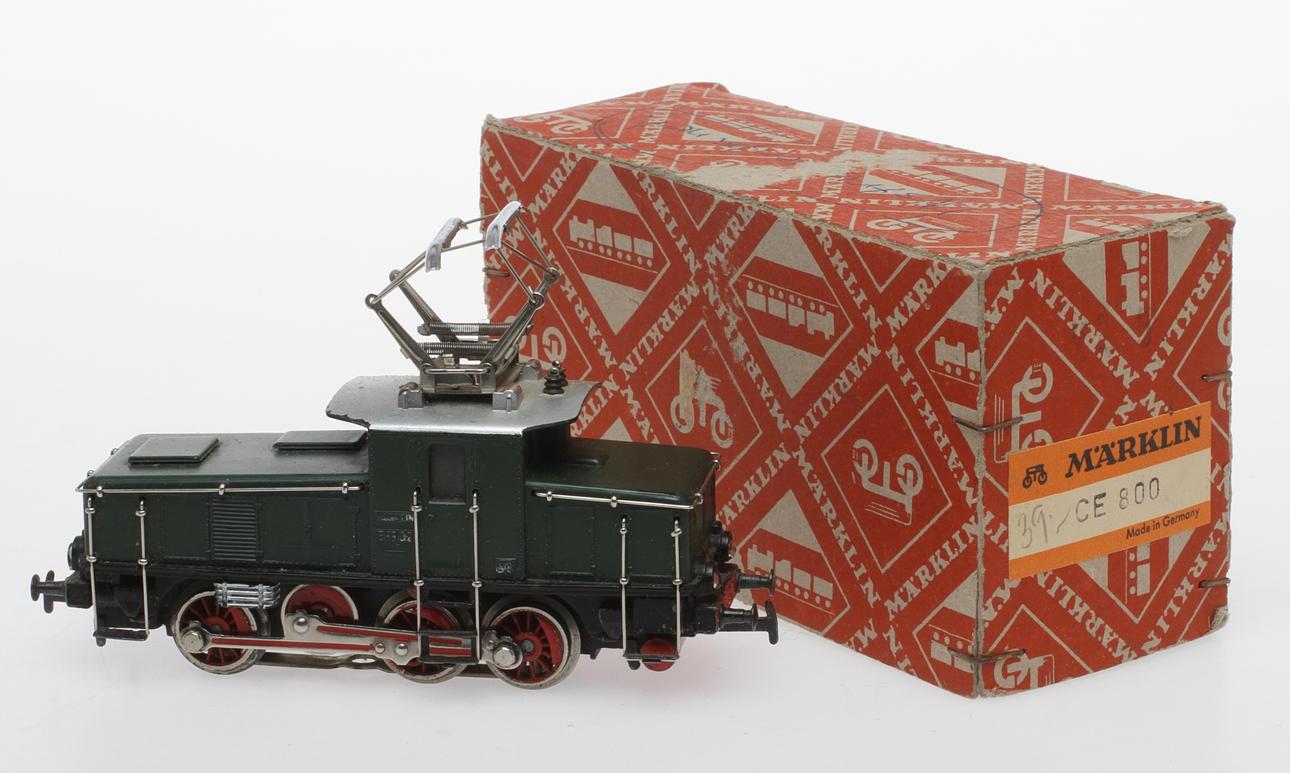 MODELLTÅG MÄRKLIN CE 800 växellok E6302 i originalkartong.