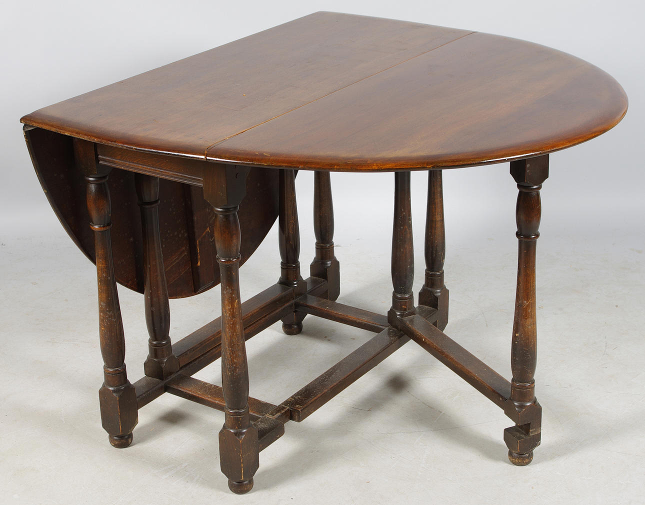 SLAGBORD, ek, tidigt 1900-tal.