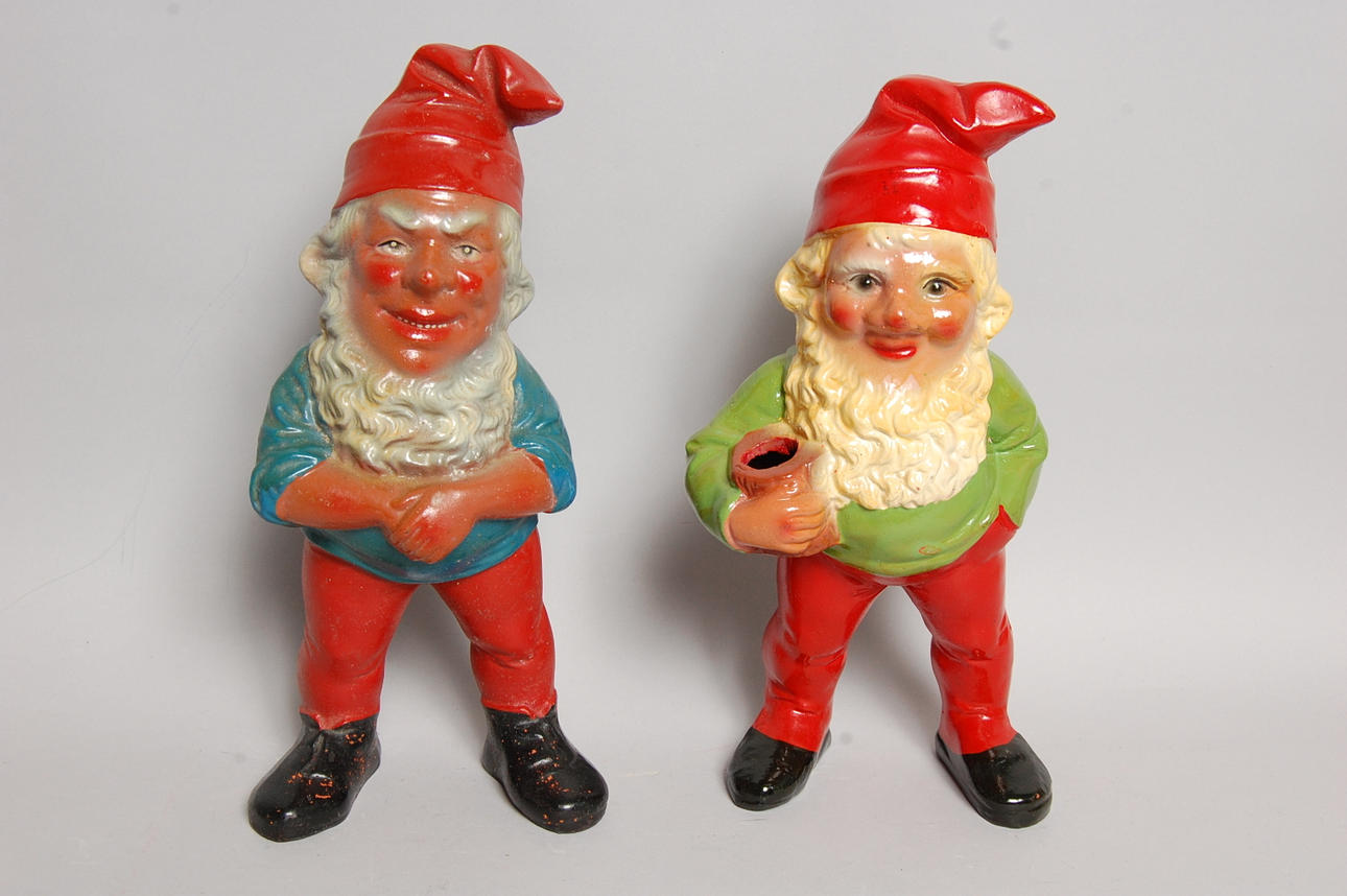 TOMTAR, 2 st , Tyskland, 1900-talets mitt.