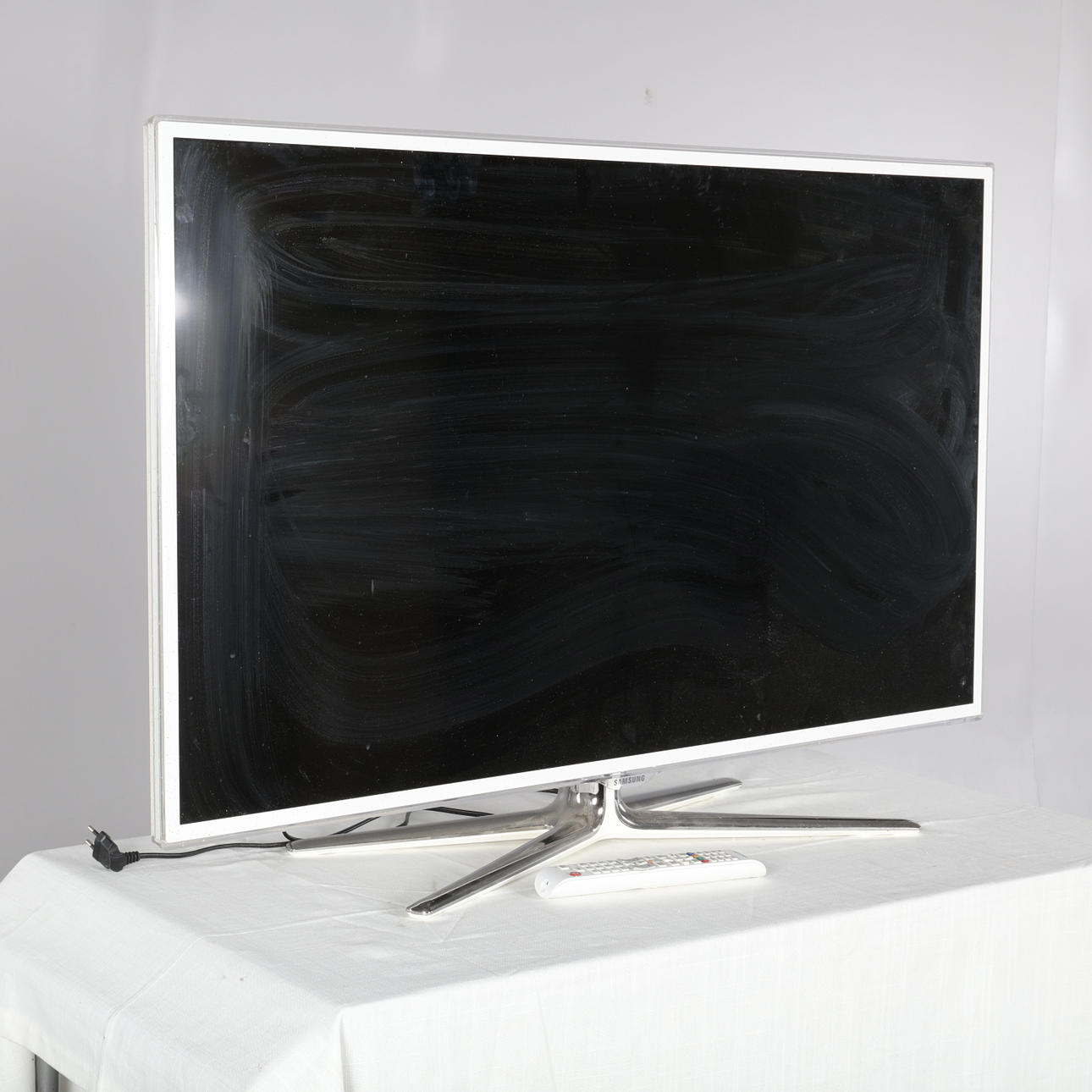 Fernseher, Samsung 46" 3D-LED-Smart-TV.