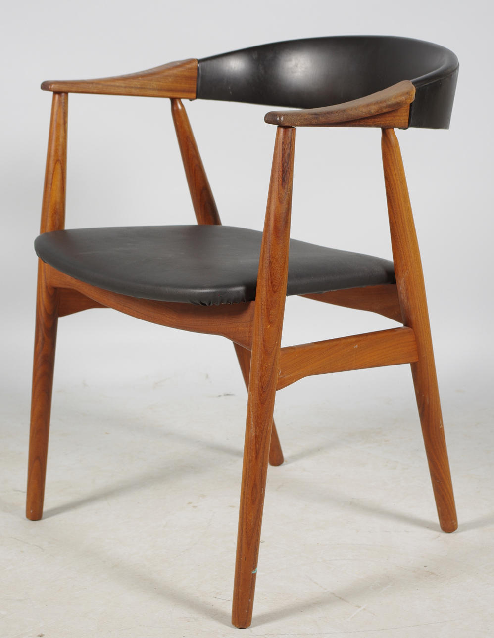 KARMSTOL, teak/galon/skinn, 1950/60-tal.