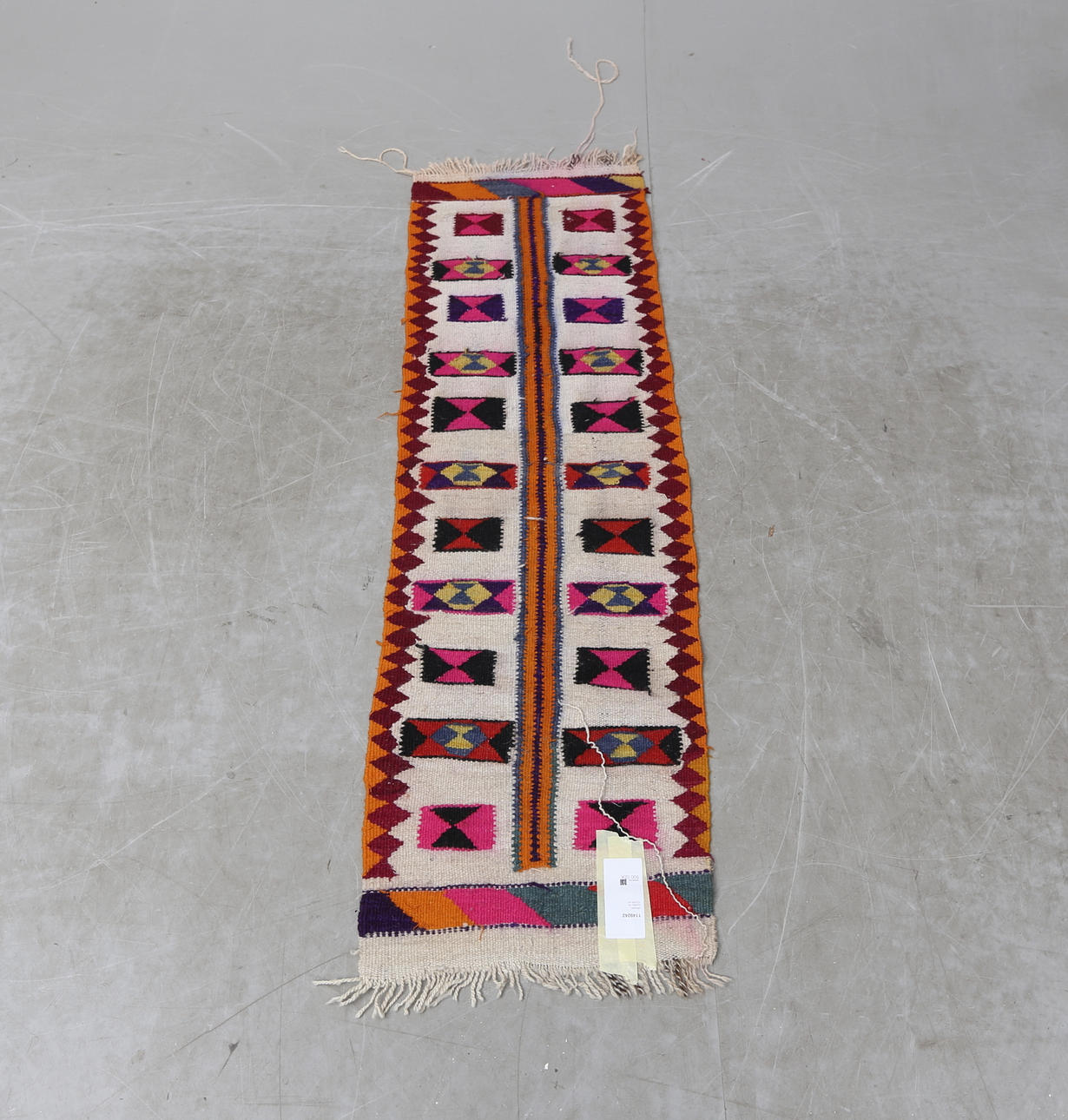 VÄVNAD, kurdisk, ca. 137x35 cm.
