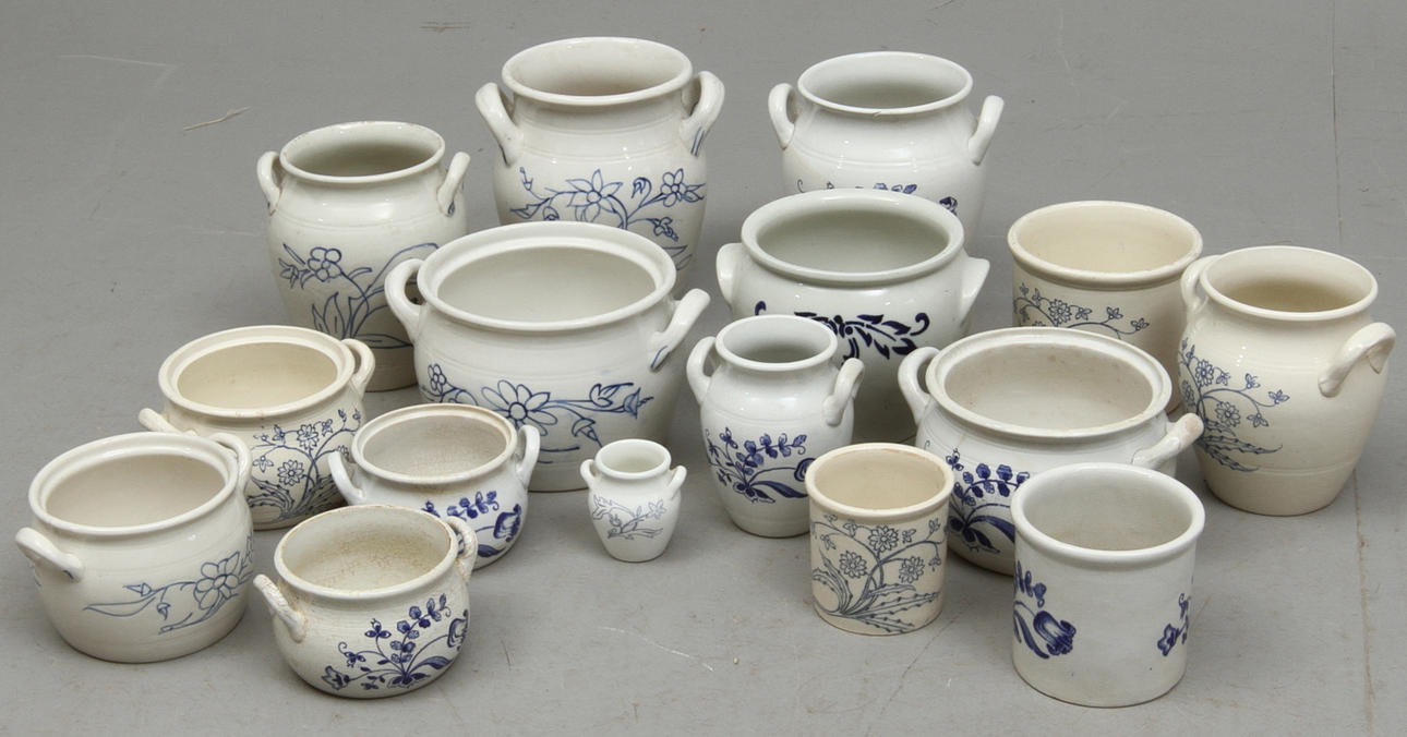 PARTI KRUS. Gustafsberg, Rörstrand m.m.