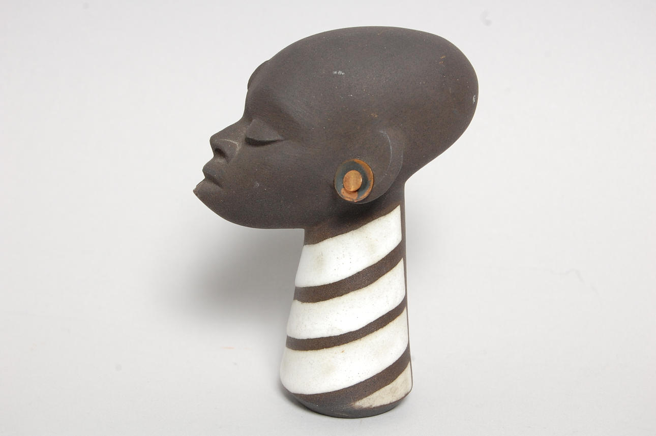 JAAP RAVELLI. figurin, keramik, signerad.