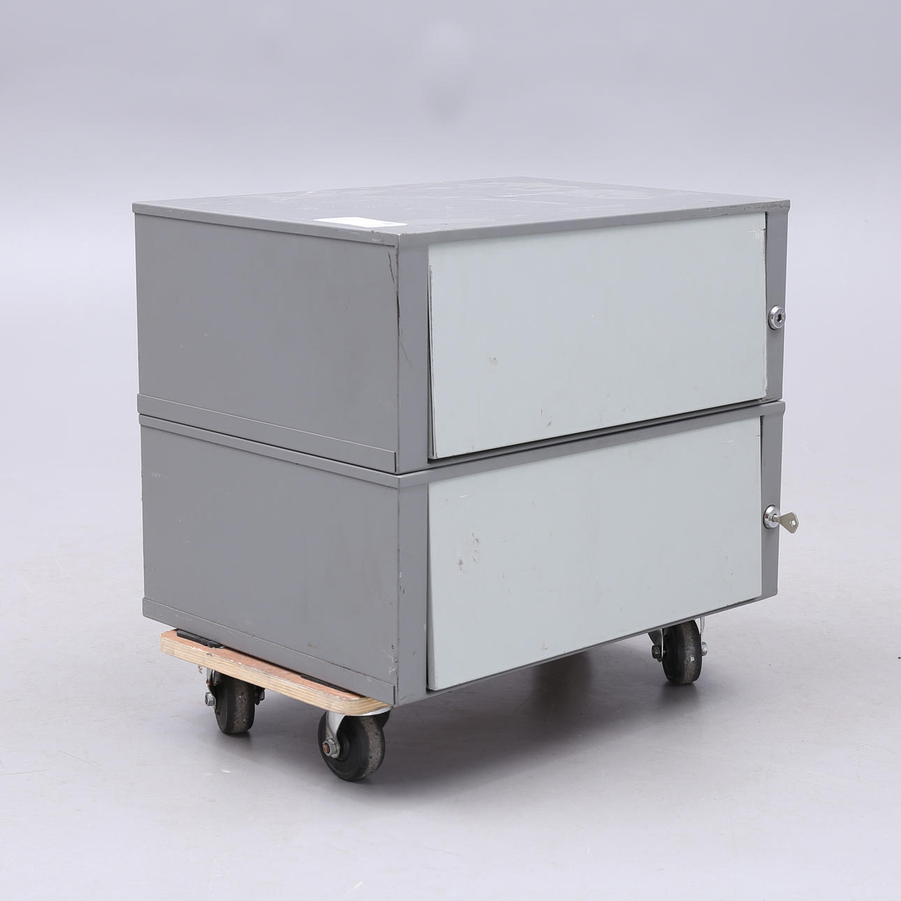 TIN GØR med 2 døre.