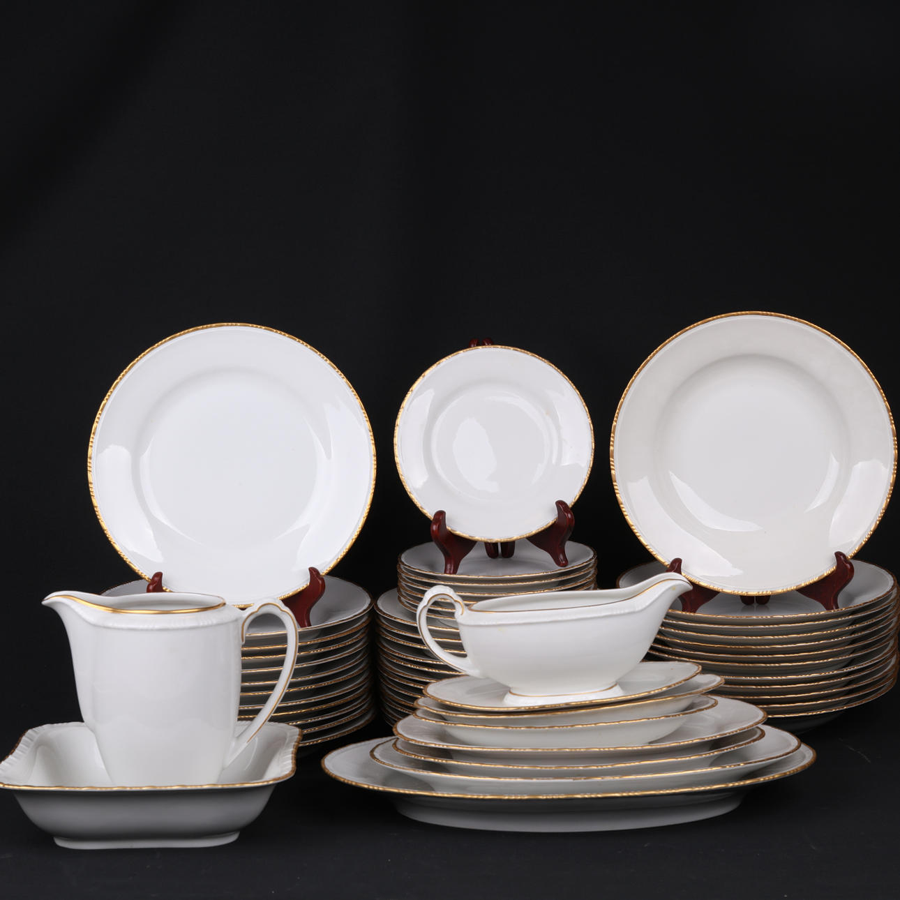 SERVIS, 52 delar, Rörstrand , guldkant.