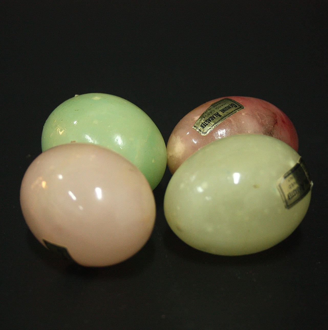 ALABASTER MUNAT 4 kpl käsintehty.