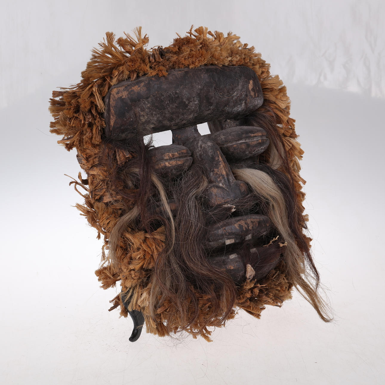 AFRIKANSK TRÄMASK ,1900-tal.