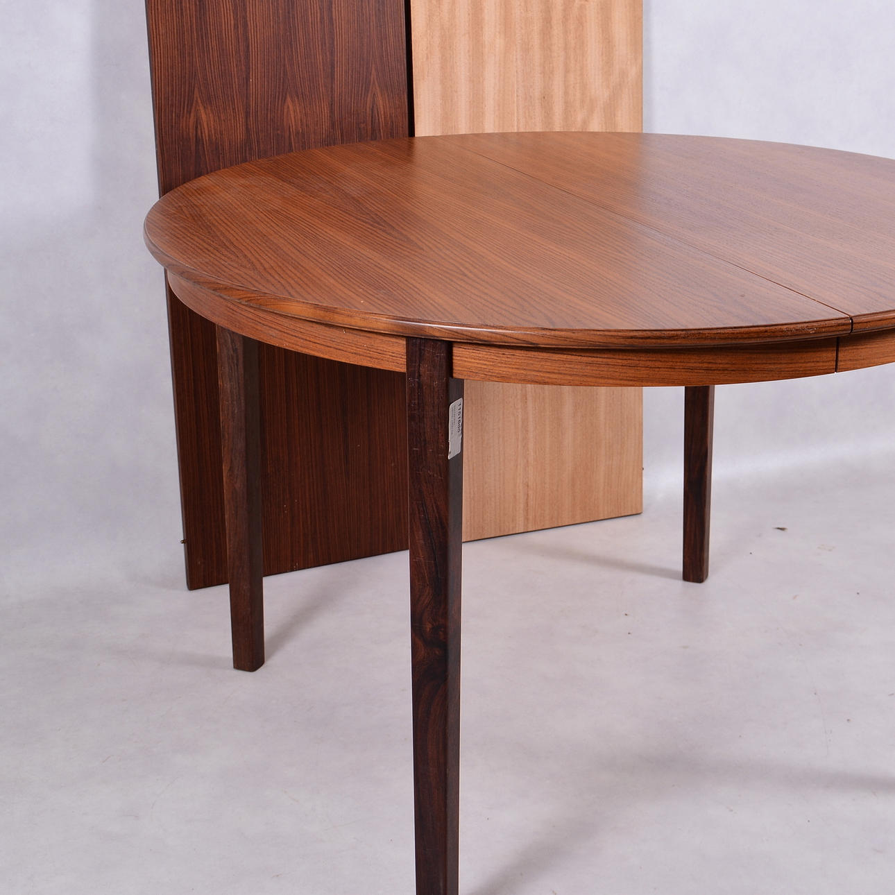 MATBORD, valnöt, 1900-tal.