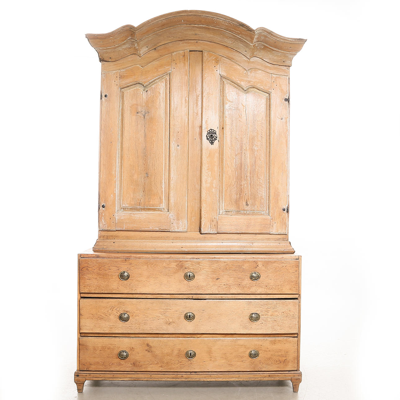 SKÅP. tvådelat, barock, 1700-tal.