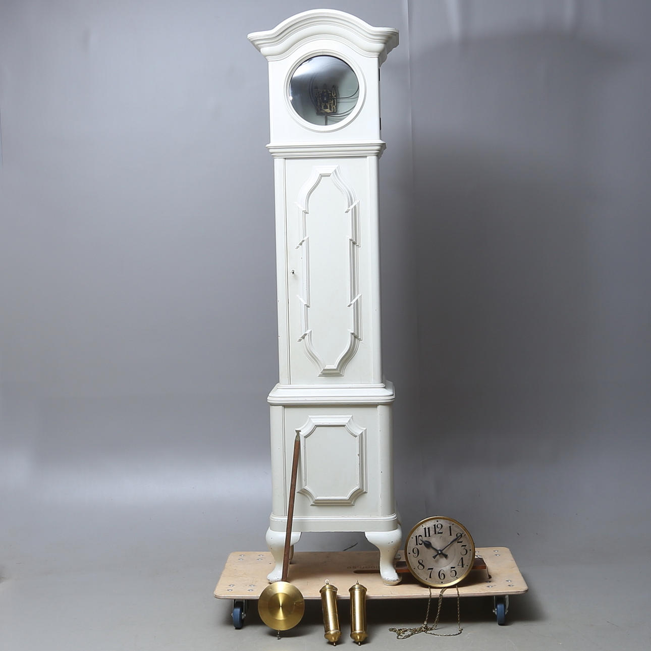 FLOOR CLOCK, clockwork marked Gustav Becker Freiburg in Sohl, 1900s.