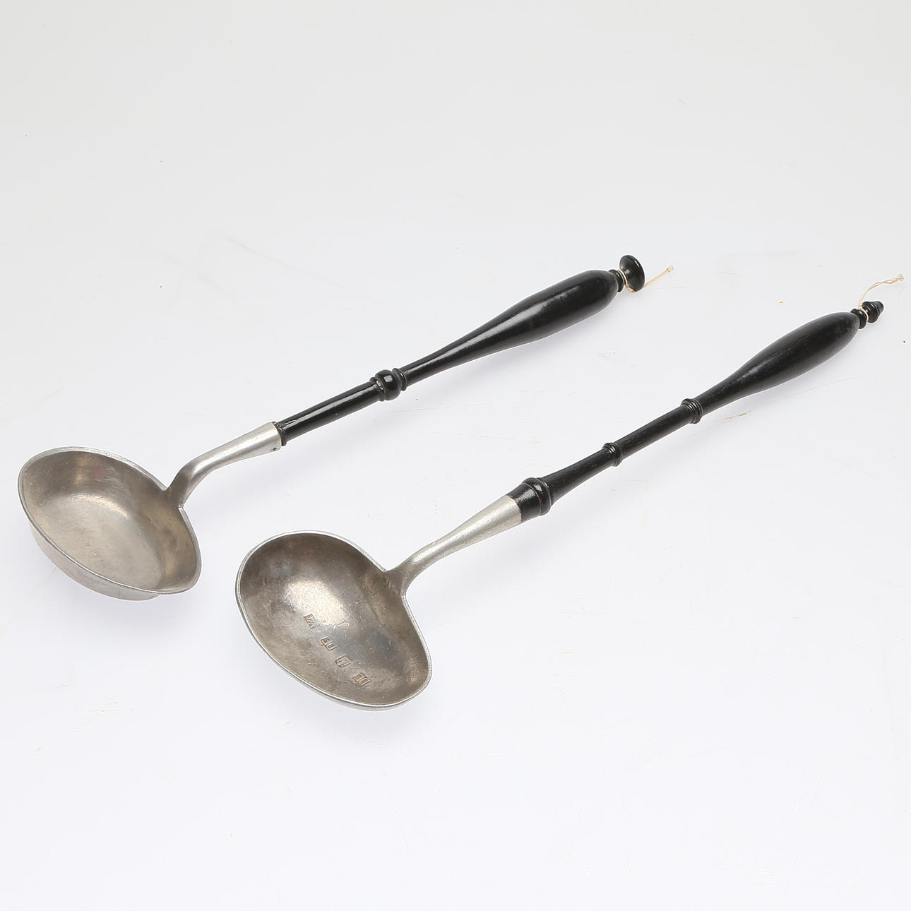 SLEVAR, tenn/trä, stämplade.