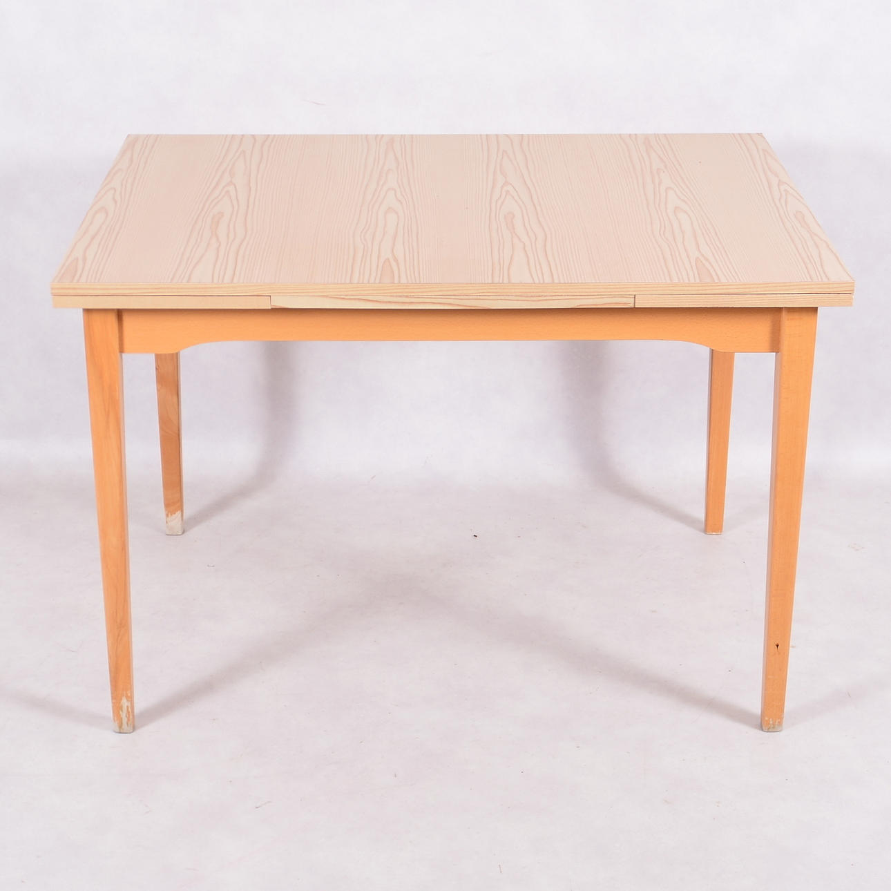 KÖKSBORD, 1900-talets andra hälft.