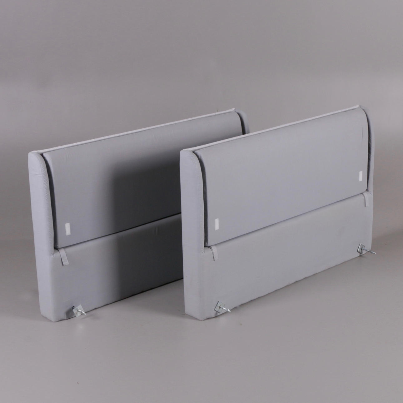 SÄNGGAVLAR, ett par, Faruk, Dux.