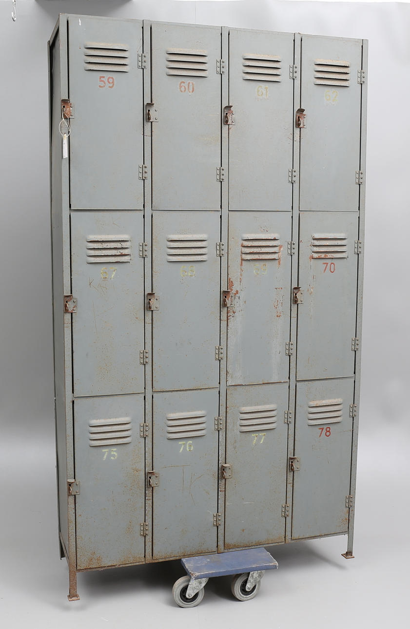 SKÅP, plåt, industriform, 1900-talets första hälft.