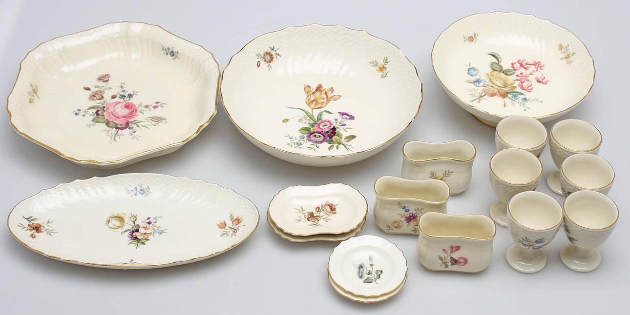 SERVISDELAR, porslin, Frijsenborg, Royal Copenhagen.
