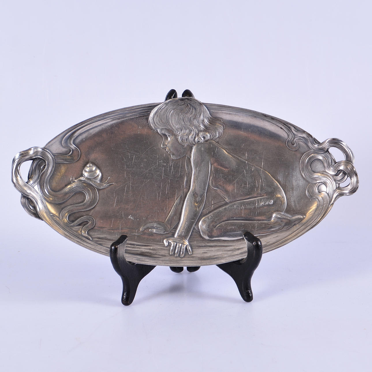 Bricka, jugend, WMF, 1900-tal.