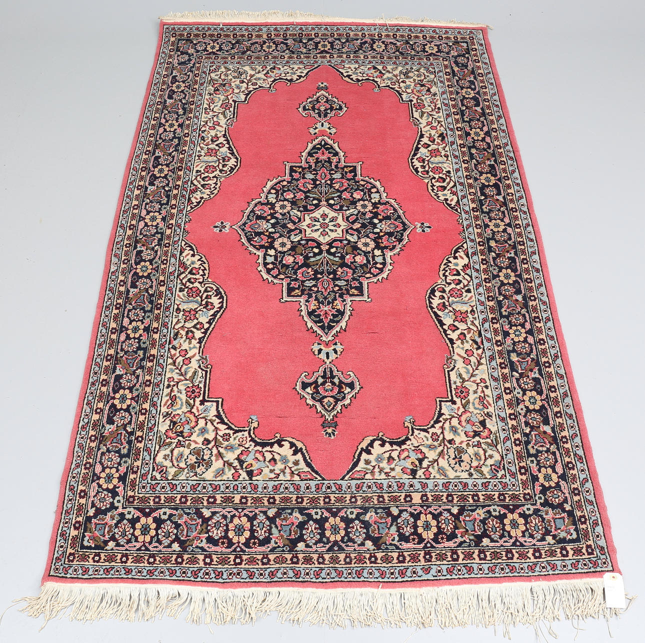 ANATOLISK MATTA, 225 x 139 cm.
