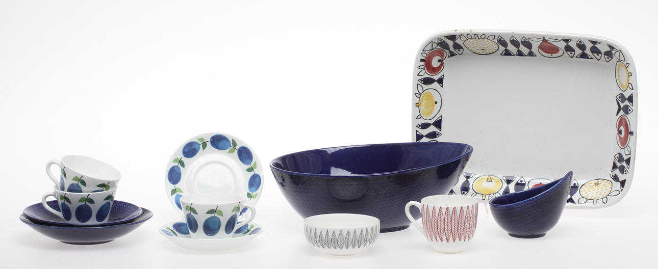 PARTI DIVERSE PORSLIN, 6 delar, bland annat "Blå eld" Rörstrand "Prunus", Gustavsberg.