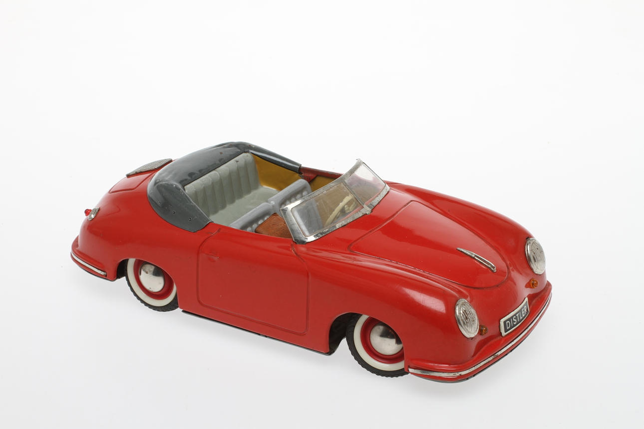 DISTLER PORSCHE röd plåt , ELECTROMATIC 7500,batteri, western Germany.