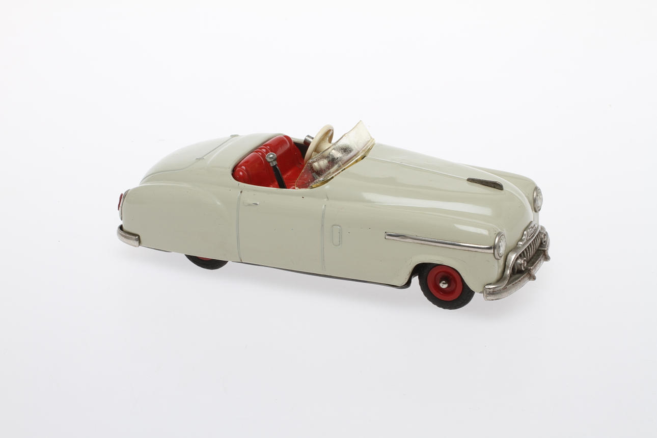 SCHUCO Combinato 4003, U.S.-zone germany, beige, urverk.