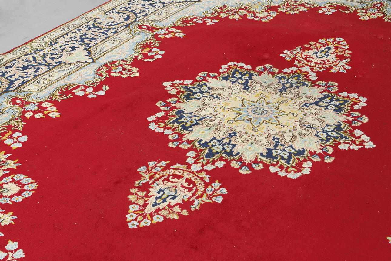 ORIENTALISK MATTA , Kirman, 391 x 298 cm.