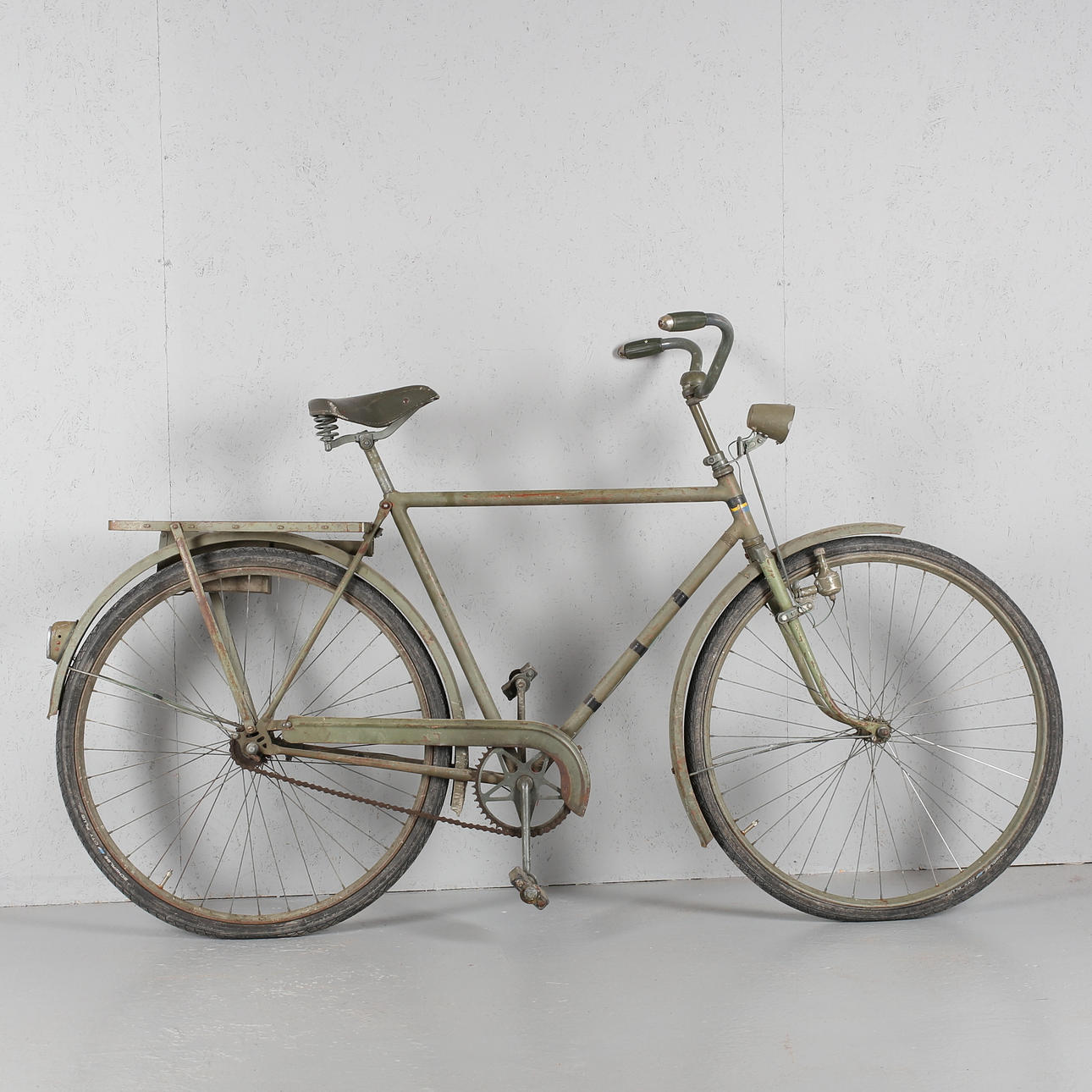 MILITÄRCYKEL, 1900-tal.