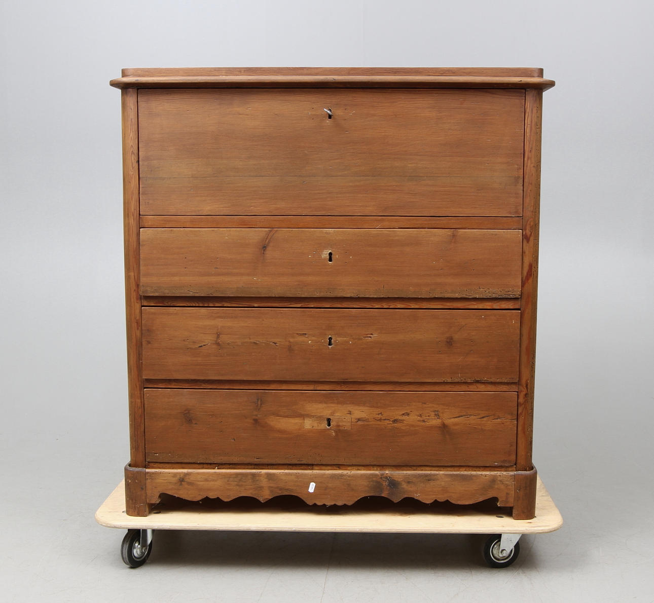 CHIFFONJÉ, 1800-tal.