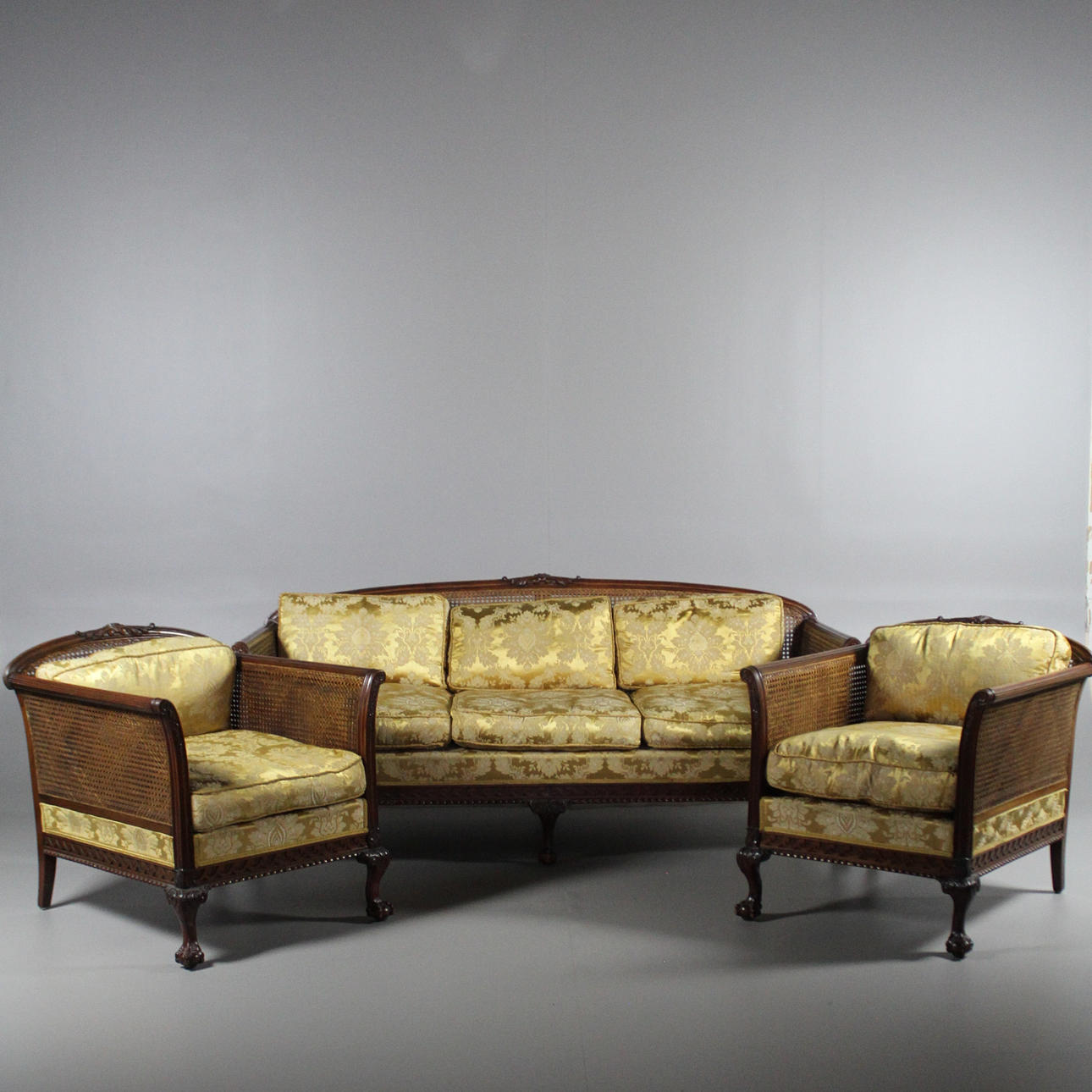 SOFÁ 3 plazas con 2 SILLONES estilo Chippendale.