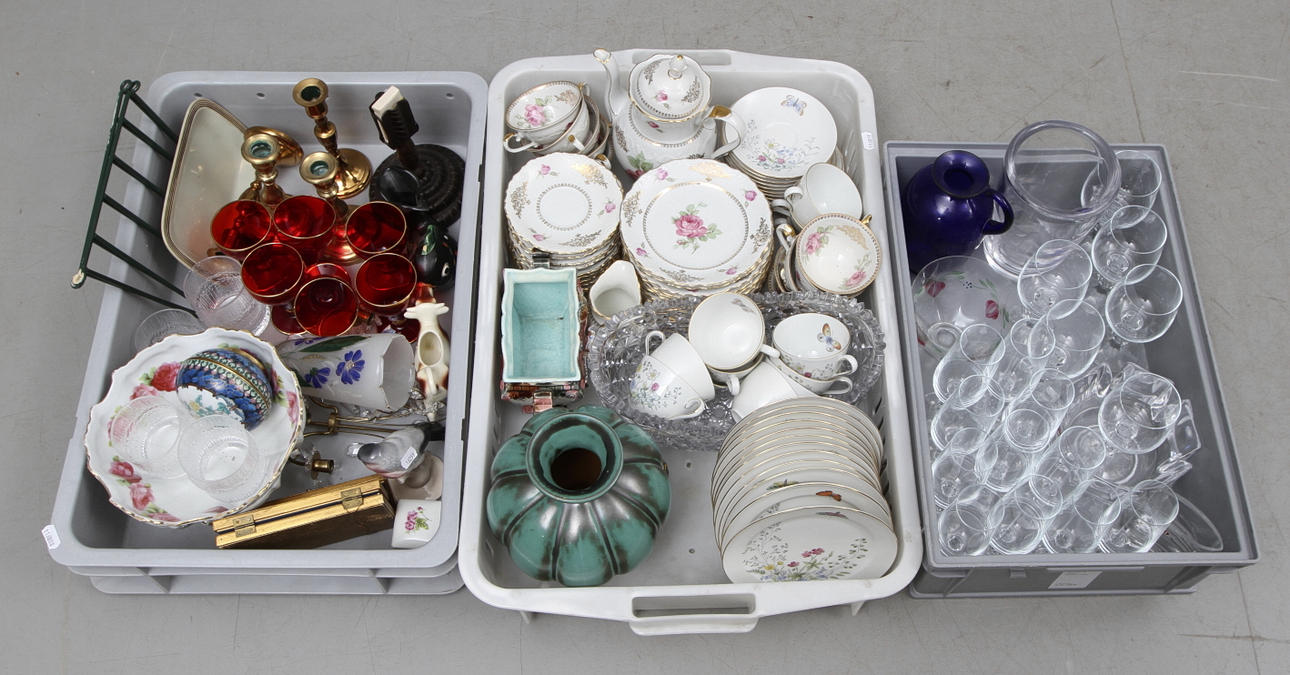 GLAS och KERAMIK, bl.a. Orrefors, Rörstrand, Iittala.