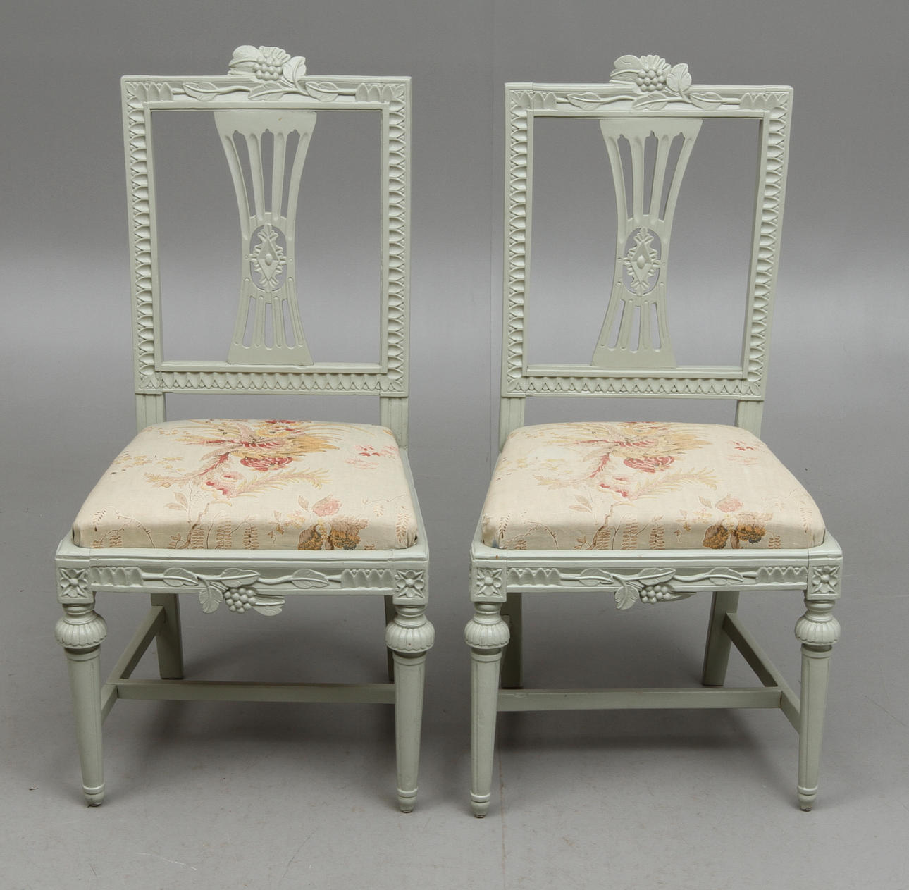 STOLAR, ett par, sengustavianska, Anders Andersson, stolsmakare i Lindome.