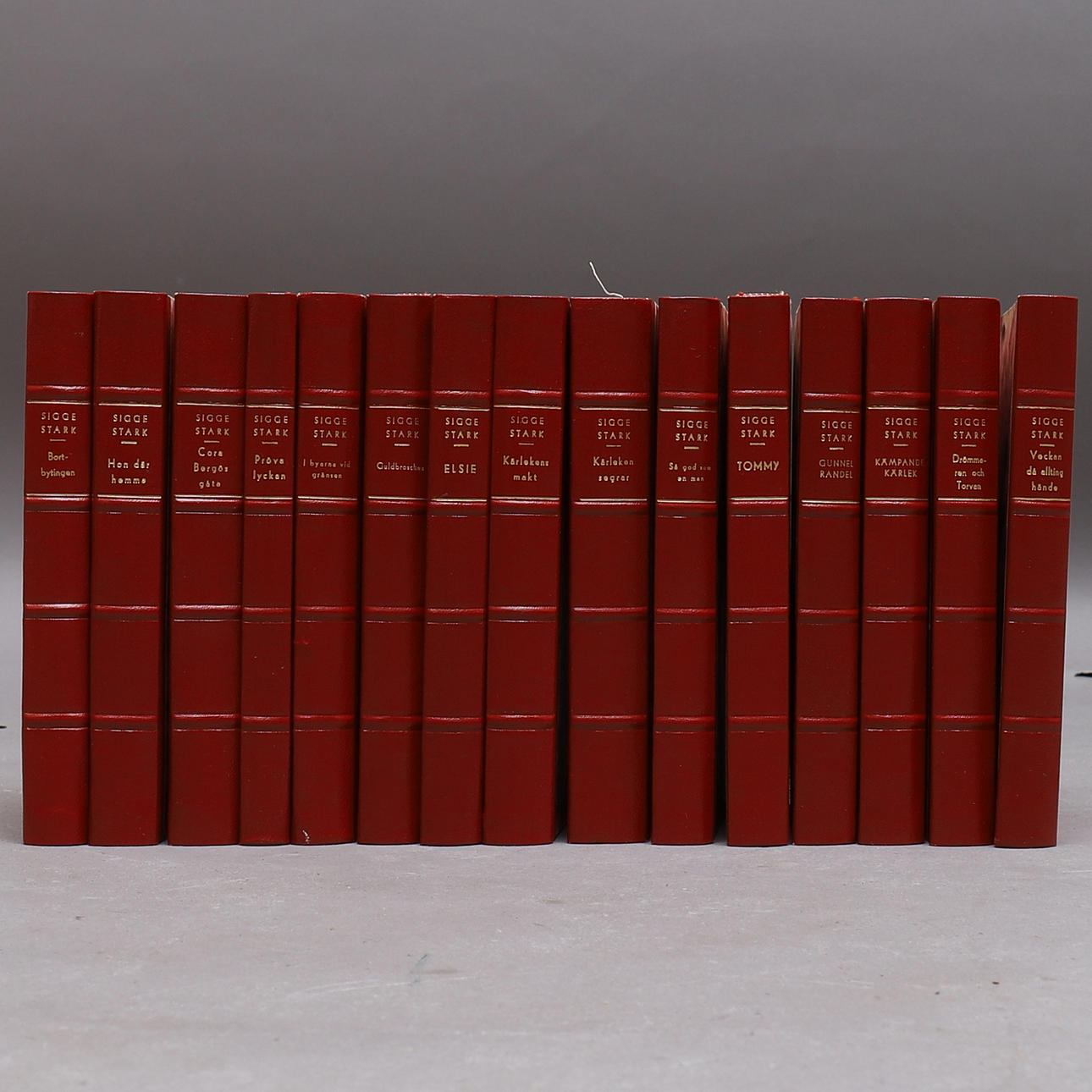 BÖCKER, 15 st, Sigge Stark.