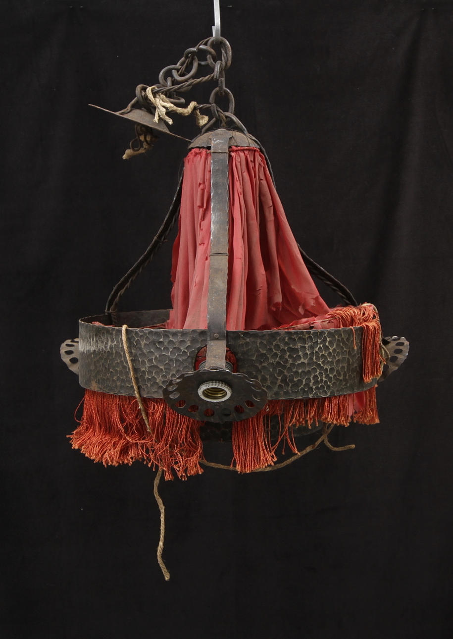 TAKLAMPA, jugend, 1900 talets början.